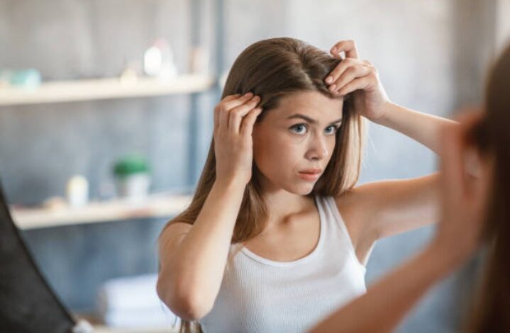 The Dry Scalp Dilemma: Causes, Symptoms, and Remedies