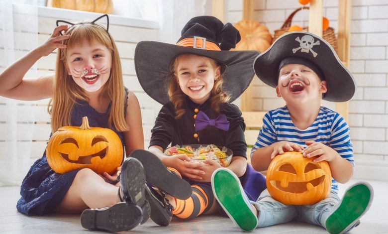 Maximizing Savings: Tips for Scoring Deals on Halloween Essentials