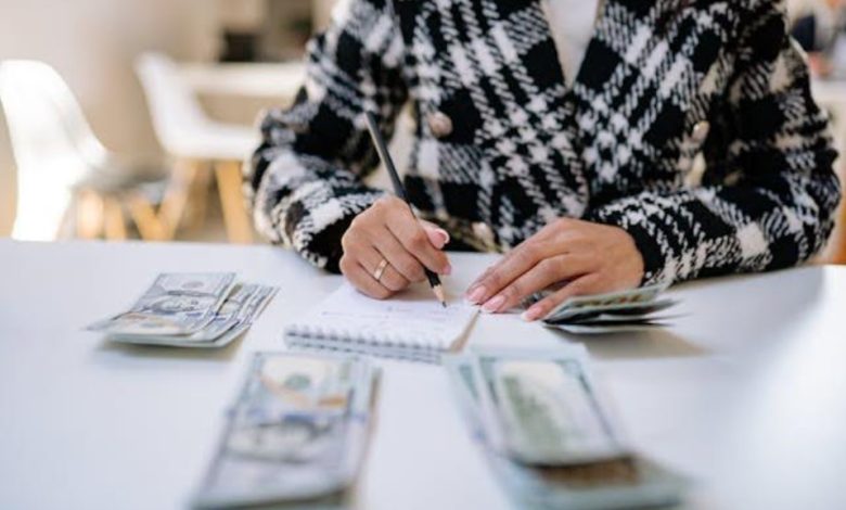 5 Smart Habits for Building a Secure Financial Future