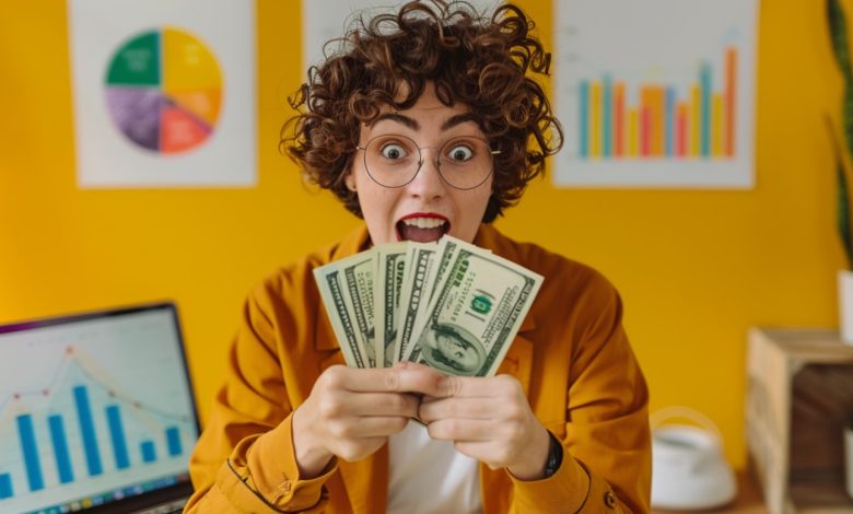 How Online Cash Loans Are Revolutionizing Emergency Funding