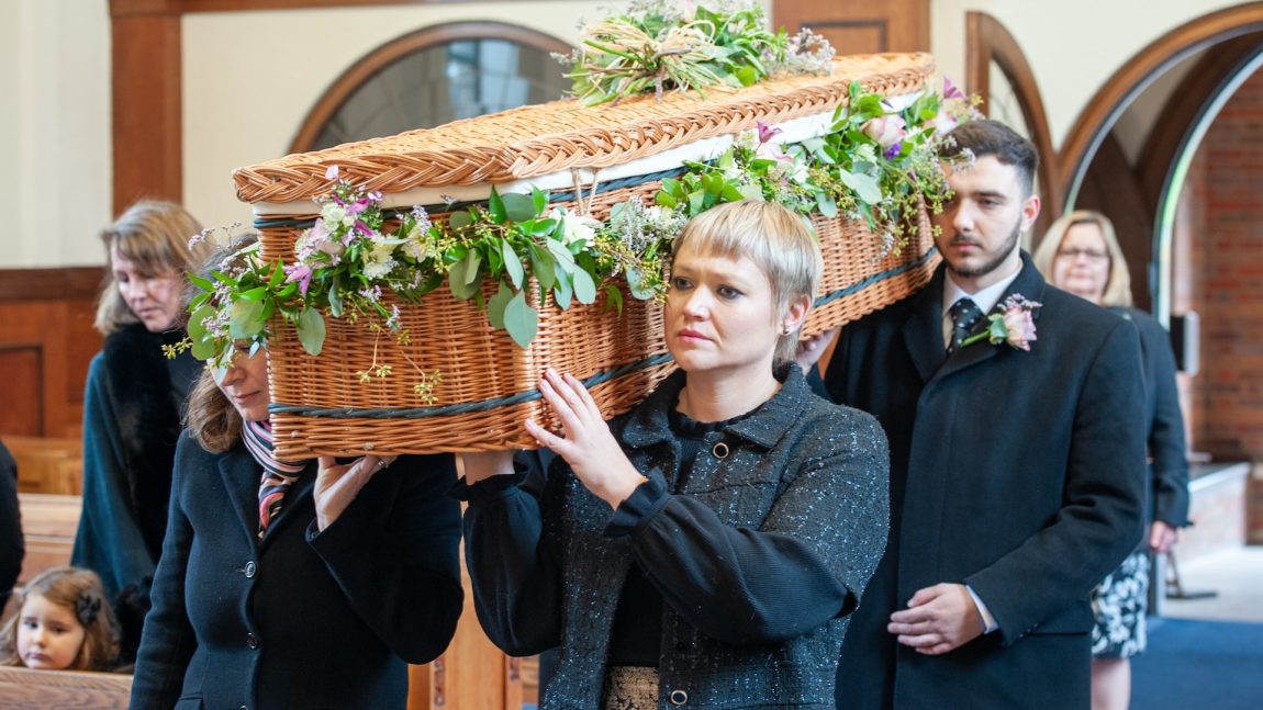 The Benefits of Pre-Planning a Funeral