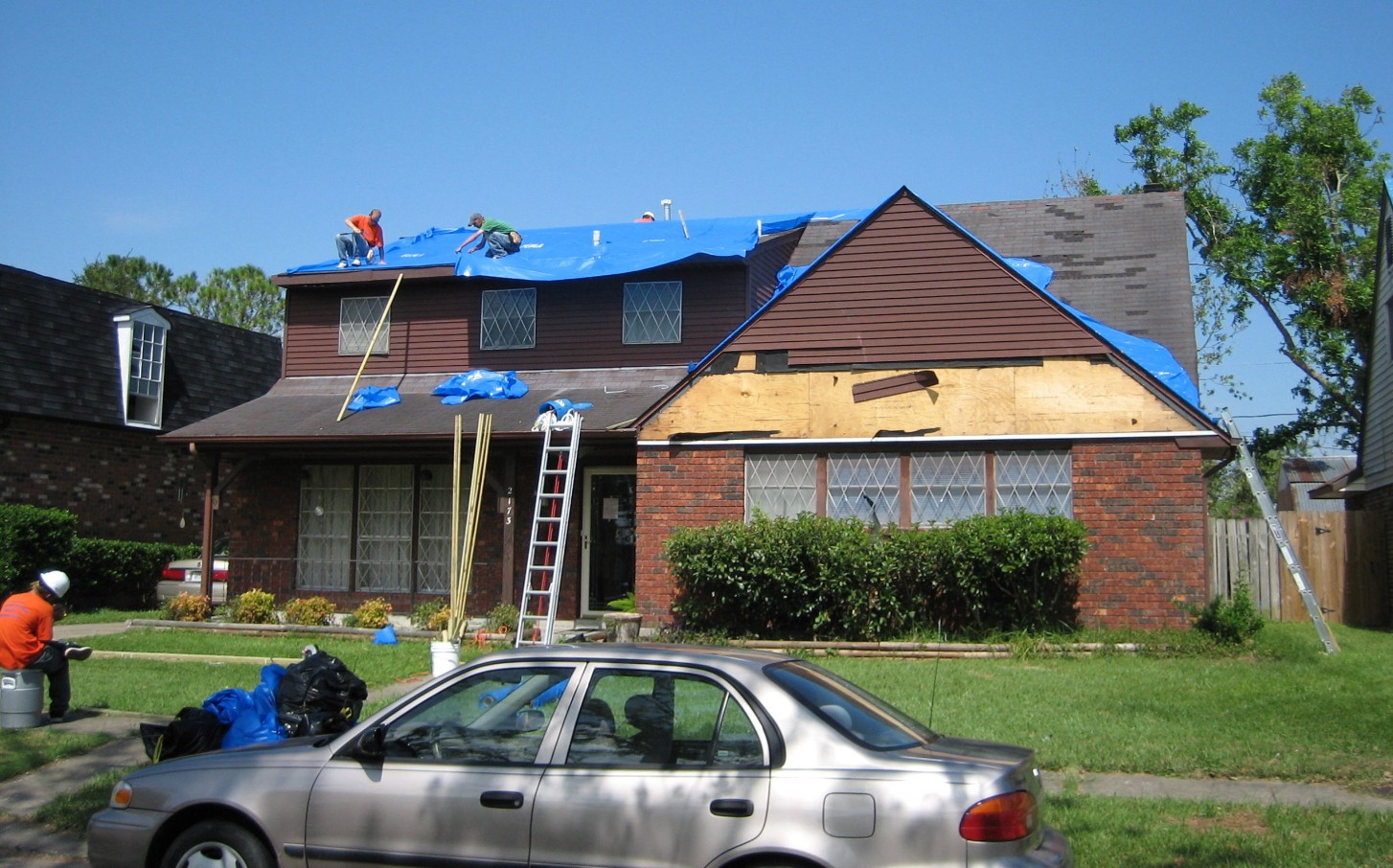 Roof Companies in Madison AL Provide Emergency Tarping Services