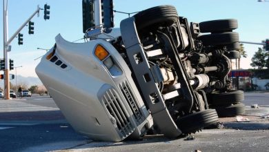 How Truck Accident Lawyers Can Help After a Las Vegas Crash